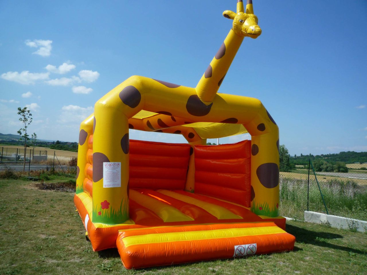 Girafe | Les JEUX GONFLABLES de CENTRE SPECTACLES